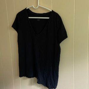 A new day tee solid black for everyone